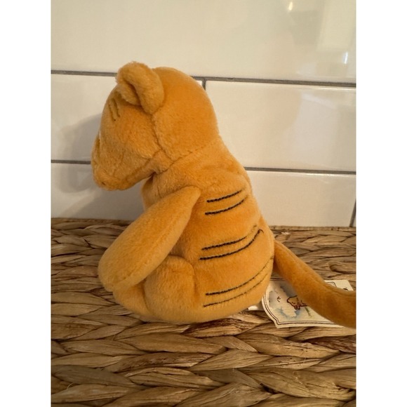 Gund Classic Pooh Sitting Tigger Plush 8 in New With Tag - Picture 2 of 5